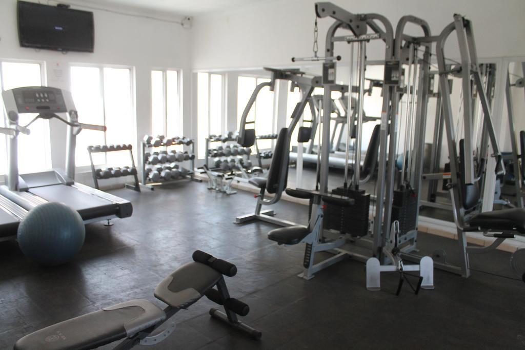 Hotel Rincon Real Suites Durango Bagian luar foto