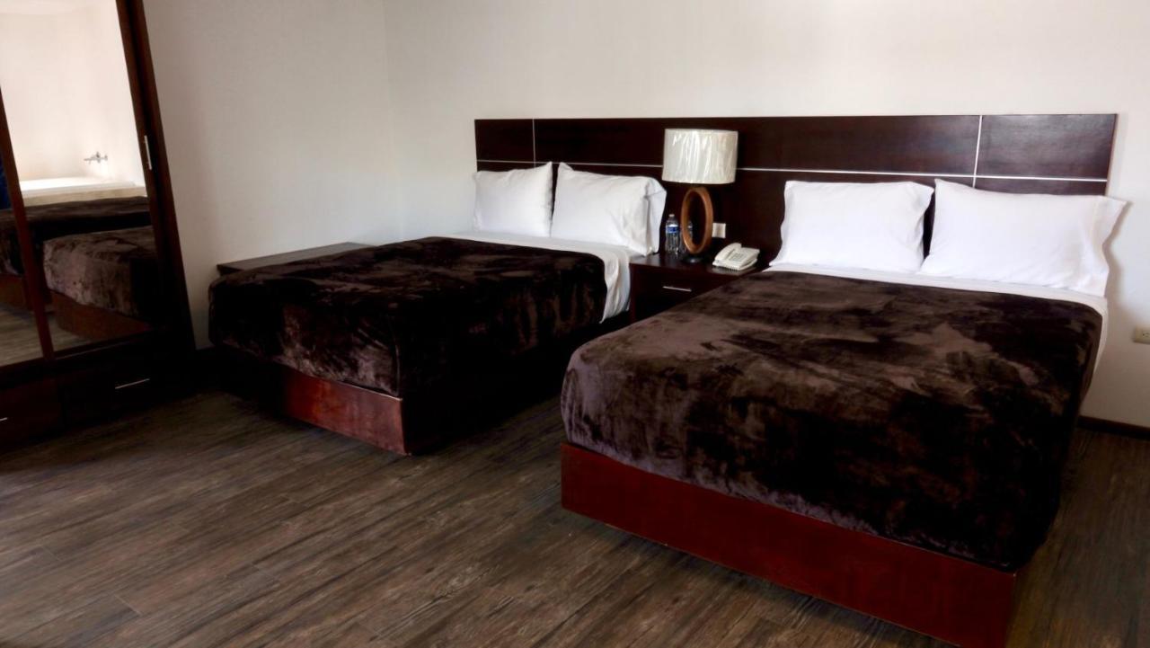 Hotel Rincon Real Suites Durango Bagian luar foto